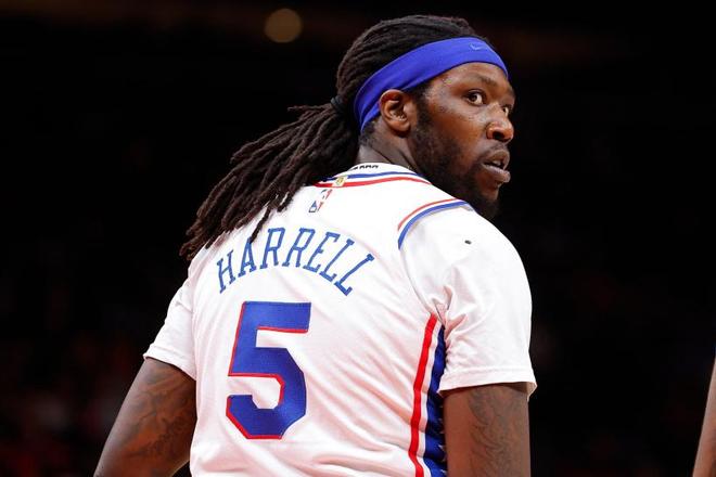 因排名垫底多名球员家人遭死亡威胁，佛罗伦萨官方表示谴责（排名垫底致多名球员家属遭死亡威胁，佛罗伦萨俱乐部予以强烈谴责）