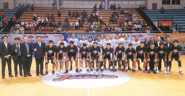 拜仁和曼联有意引进布莱顿中场巴莱巴（曼联、拜仁均有意签下布莱顿中场巴莱巴）