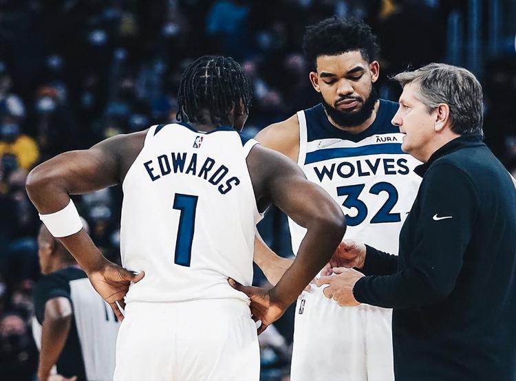 梅开二度助那不勒斯战胜尤文，霍伊伦当选全场最佳球员（霍伊伦双响助那不勒斯力克尤文，荣膺全场最佳）