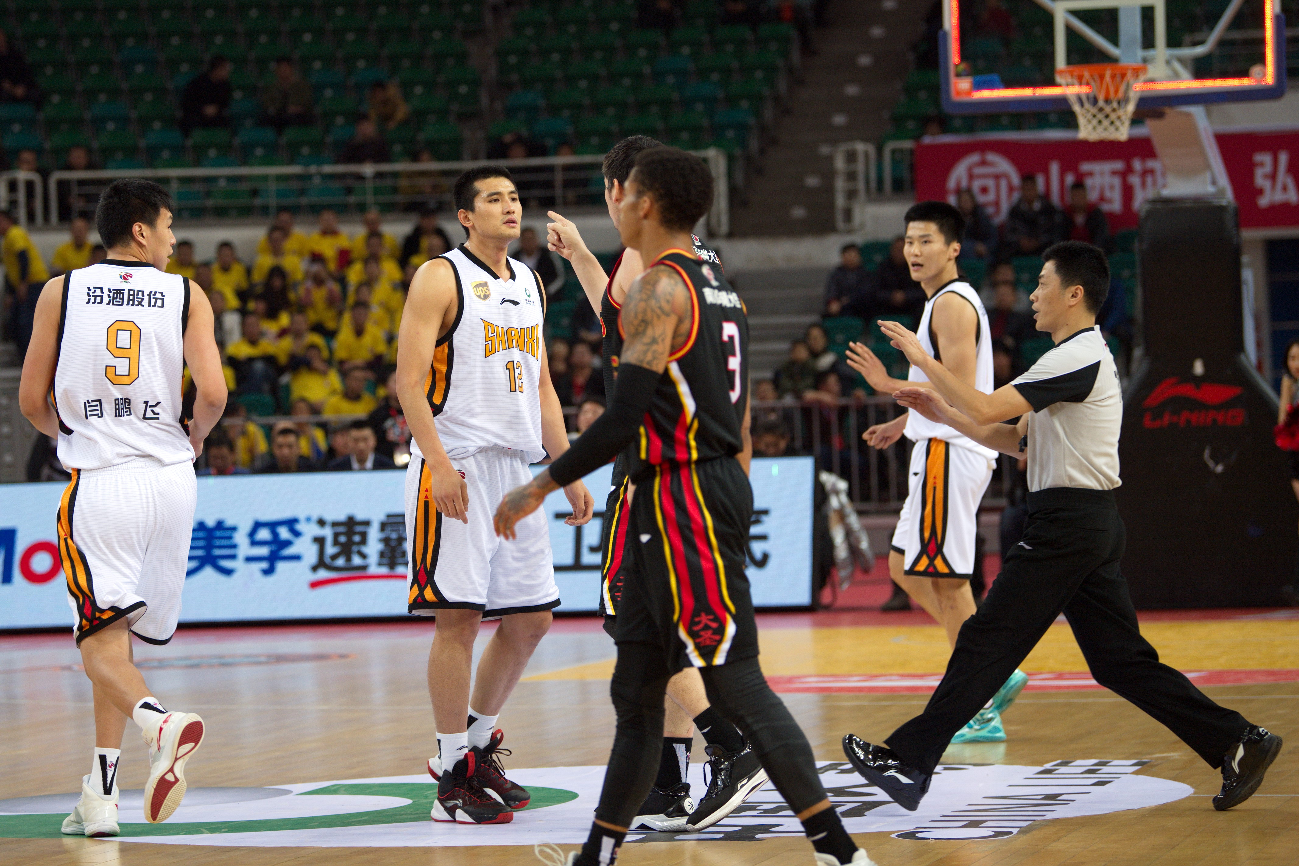 南美区预选赛竞争异常激烈（南美区预选赛争夺白热化）