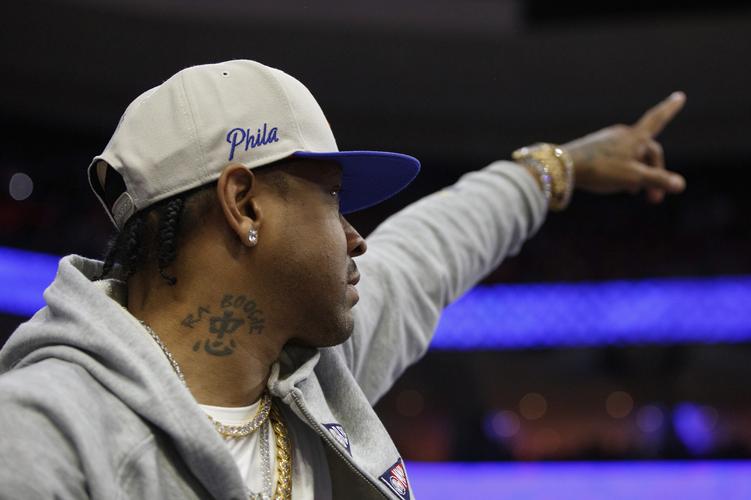 欧文突破防守造成杀伤，制造罚球（欧文突破造犯规，站上罚球线）